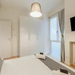Essence Design * Milan